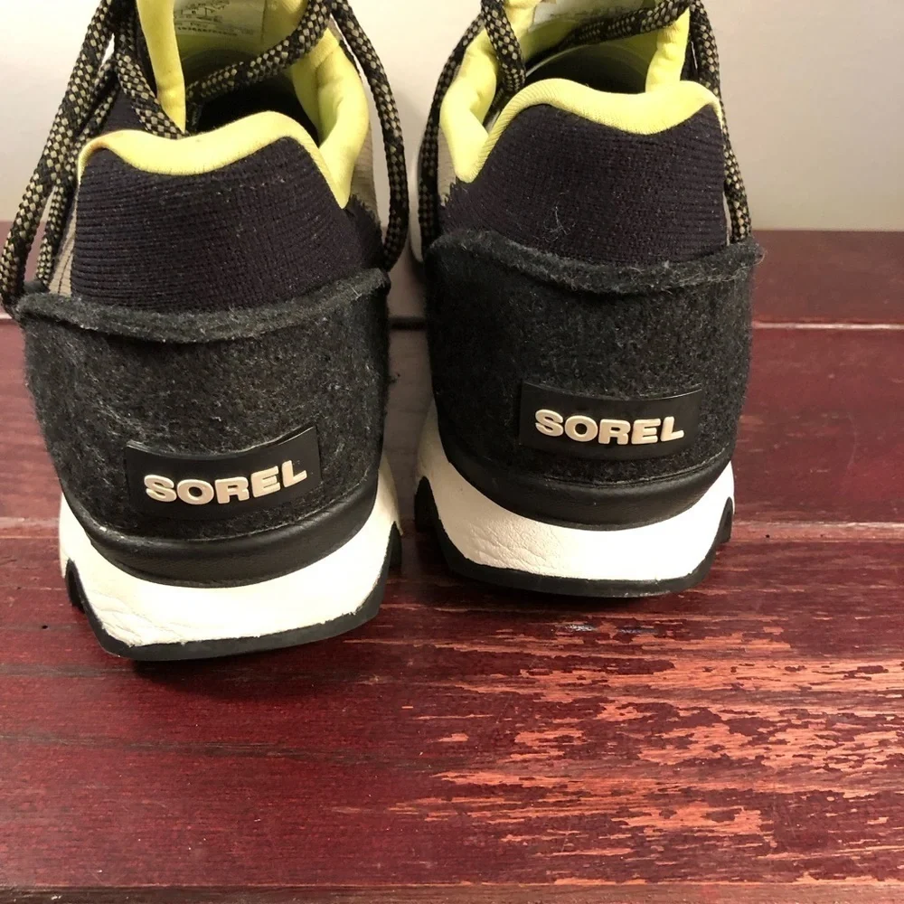 Sorel Kinetic Women's Black Dame Hvite Lace Up Walking Sneaker Size 8